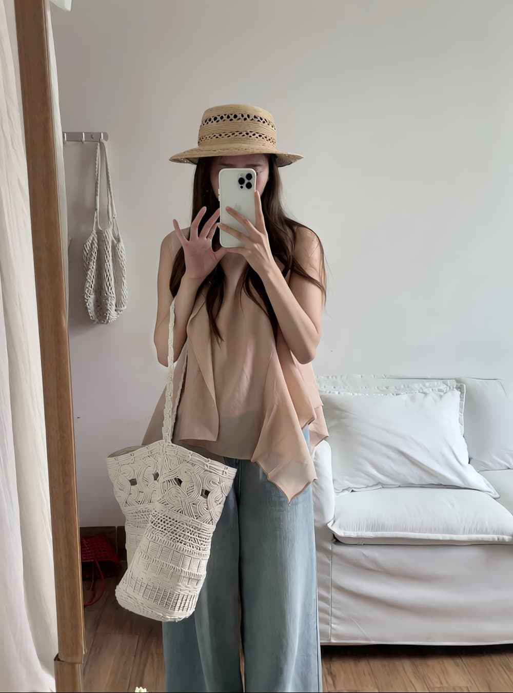 실사 한국 스타일 여름 밝은 색상 시스템 디자인 센스 불규칙 프릴 절묘한 라운드 넥 루즈핏 민소매 조끼 상세 이미지 4