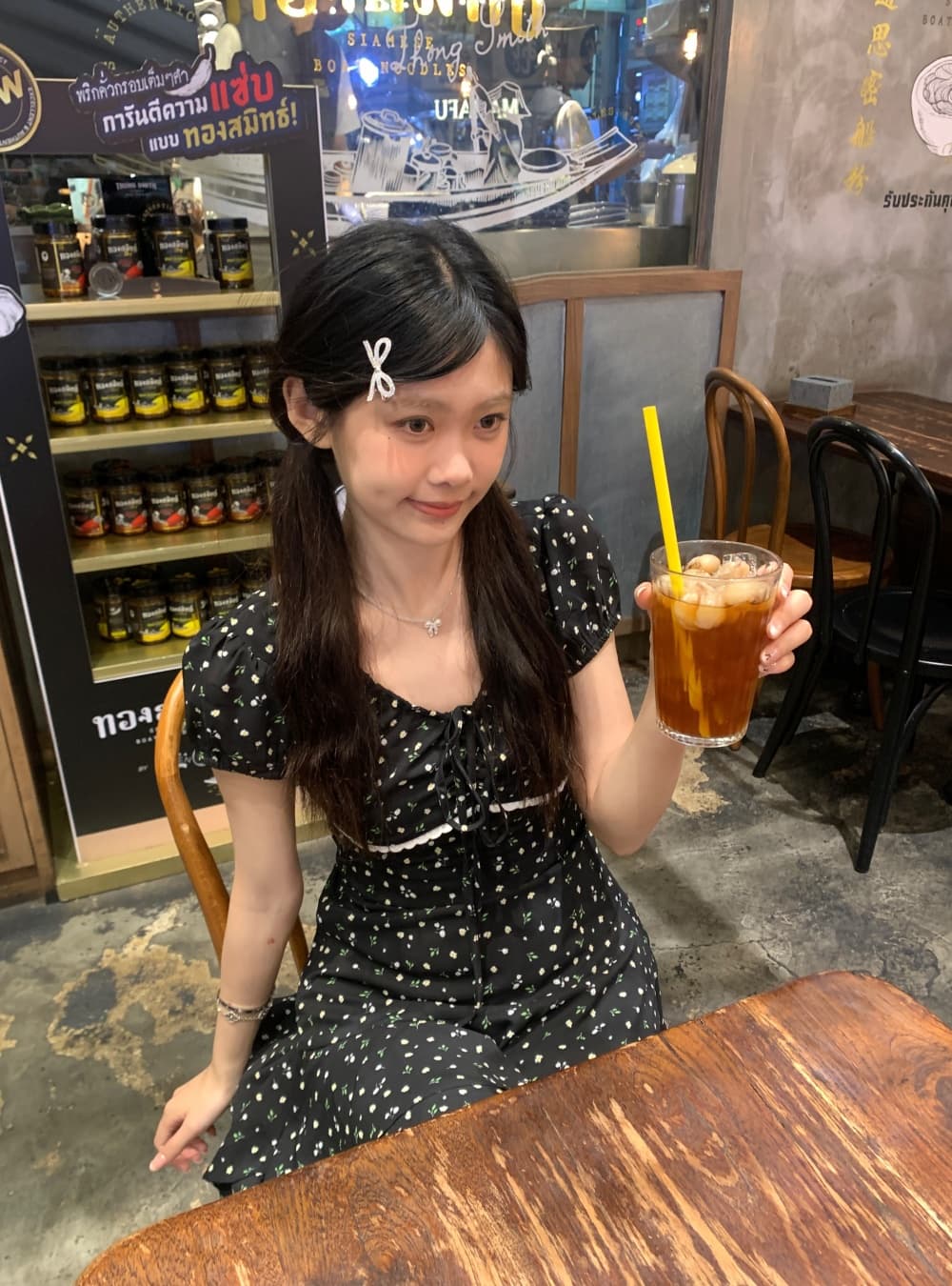 실사 여름 달콤한 차가운 꽃무늬 불규칙 치마 레이스업 드레스 짧은 여성 상세 이미지 3