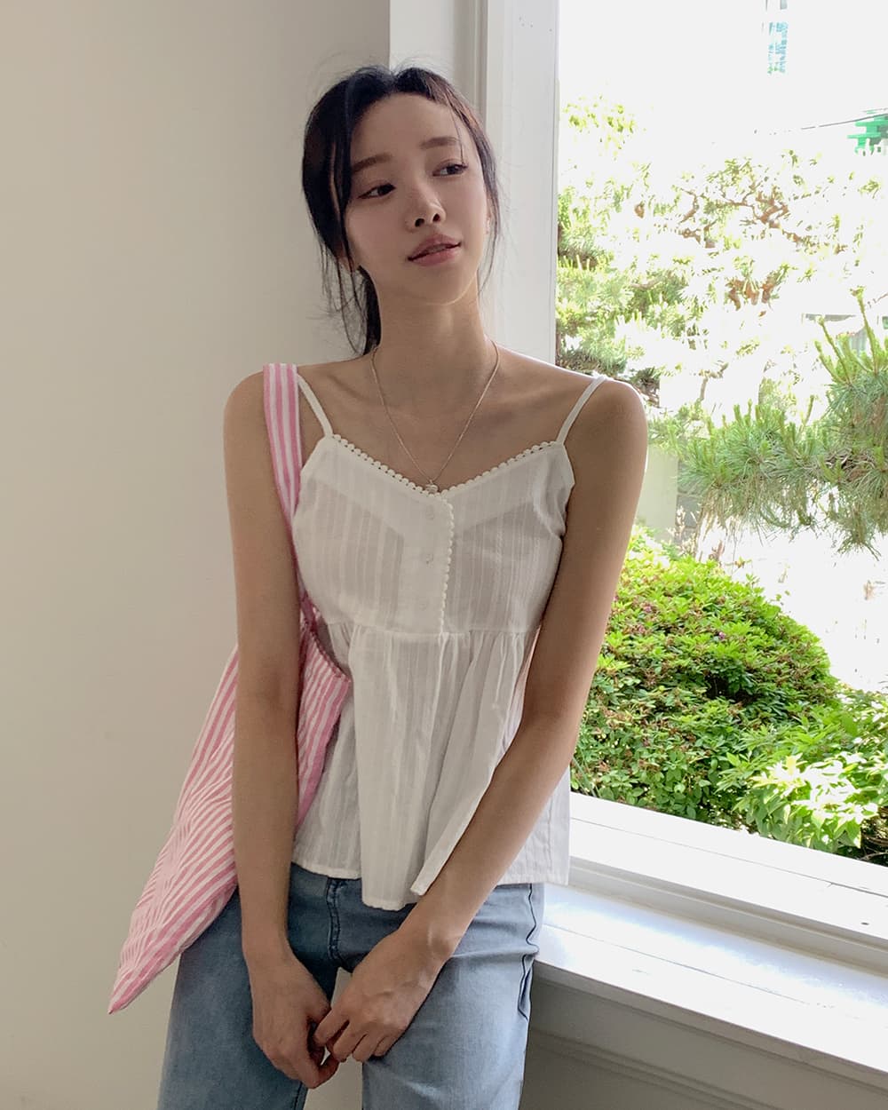 레이스 V넥 캐미솔 인사이드 가져 가라. 여름 새로운 루즈핏 슬림해 보이는 다용도 외출용 맨위 트렌디 상세 이미지 17