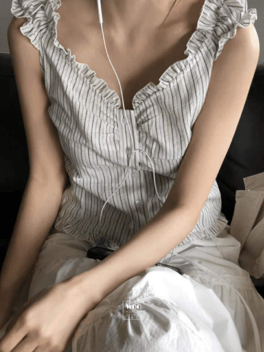 부드러운 Pleat 측면 상쾌 블루 스트라이프 수 있습니다. 오프숄더 둘 착용 셔츠 이미지 4