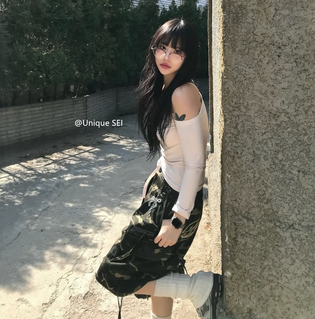 레트로 거리 다용도 루즈핏 캐주얼 주머니 스트랩 카모플라주 알파벳 프린트 워크웨어 반바지 이미지 3