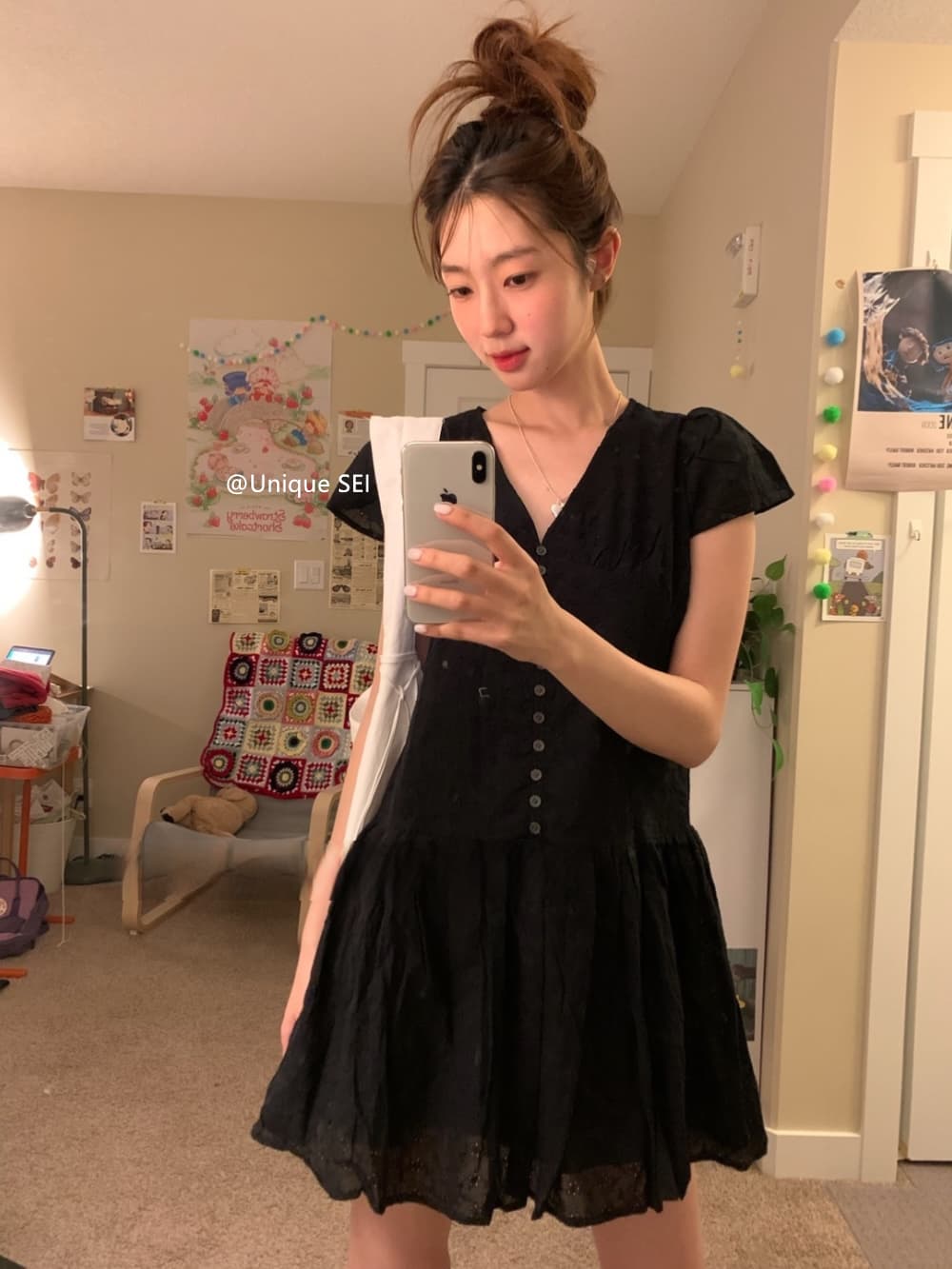 한 부서 레트로 소녀 센스 홀로우 아웃 레이스 단추 슬림해 보이는 다용도 캐주얼 반팔 드레스 상세 이미지 10