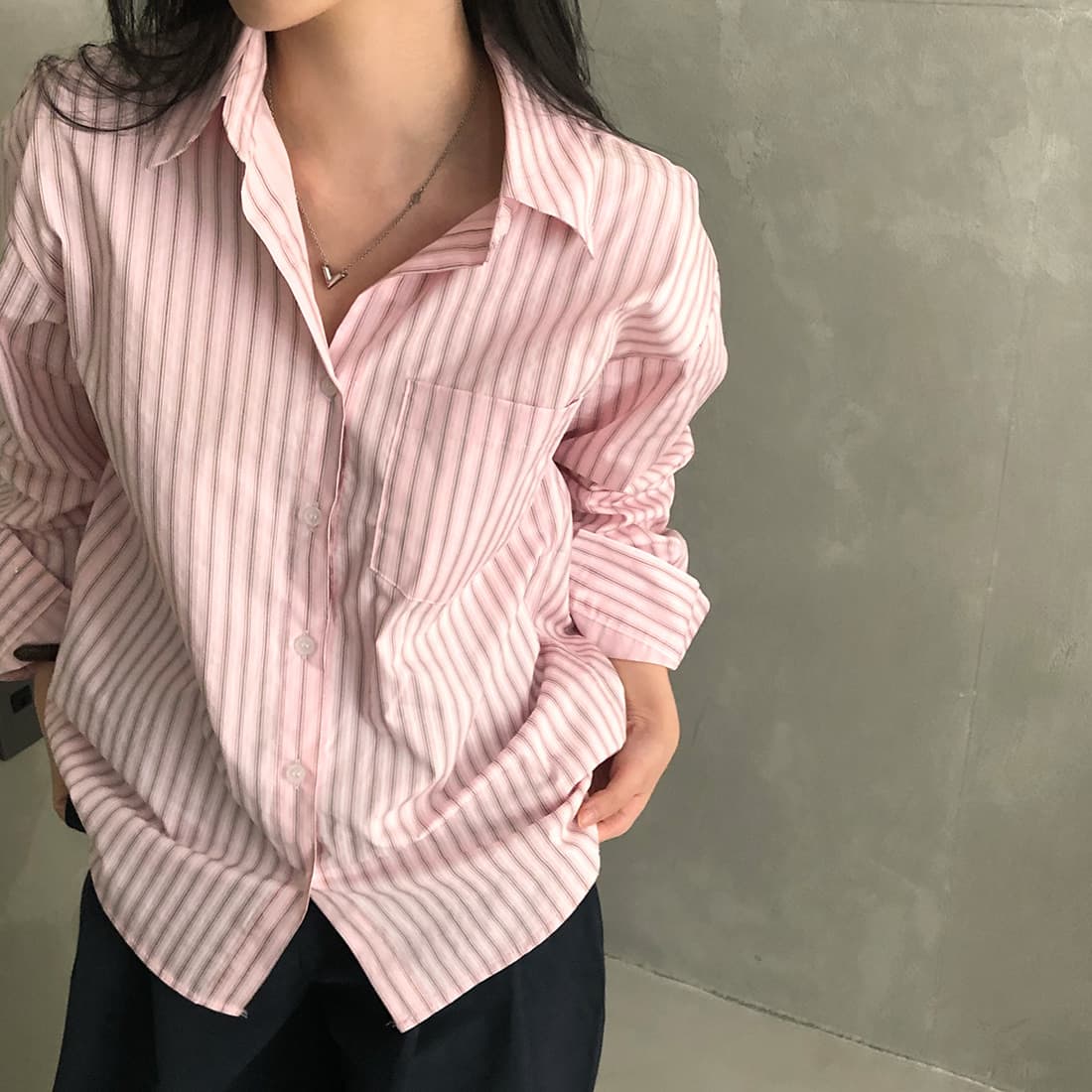 한국 스타일 chic 이른 가을 품격 스트라이프 셔츠 이미지 2