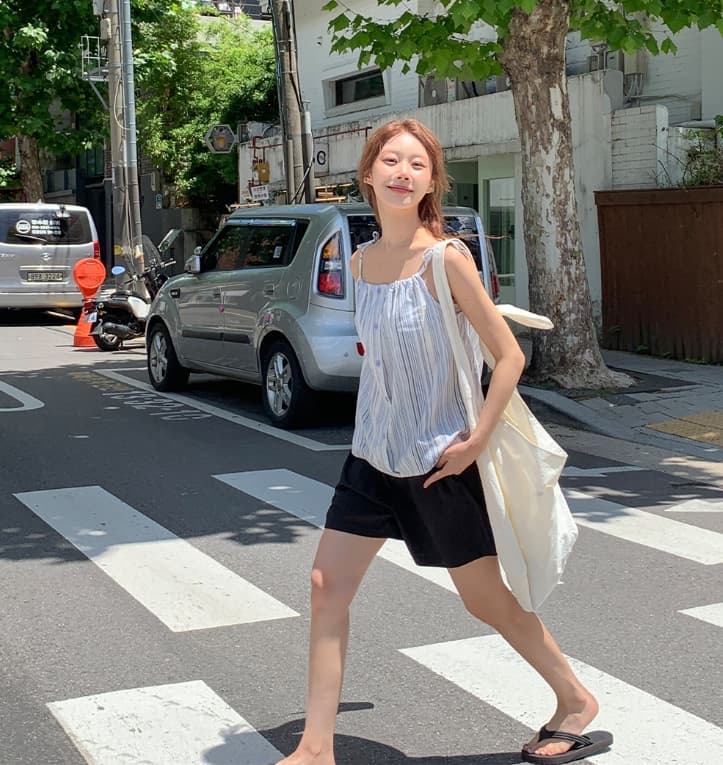 새로운 여름 한국 스타일 레트로 외국 가스 스트라이프 미니멀리즘 다용도 얇은 스타일 수 있습니다. 조정 캐미솔 여성 셔츠 상세 이미지 7