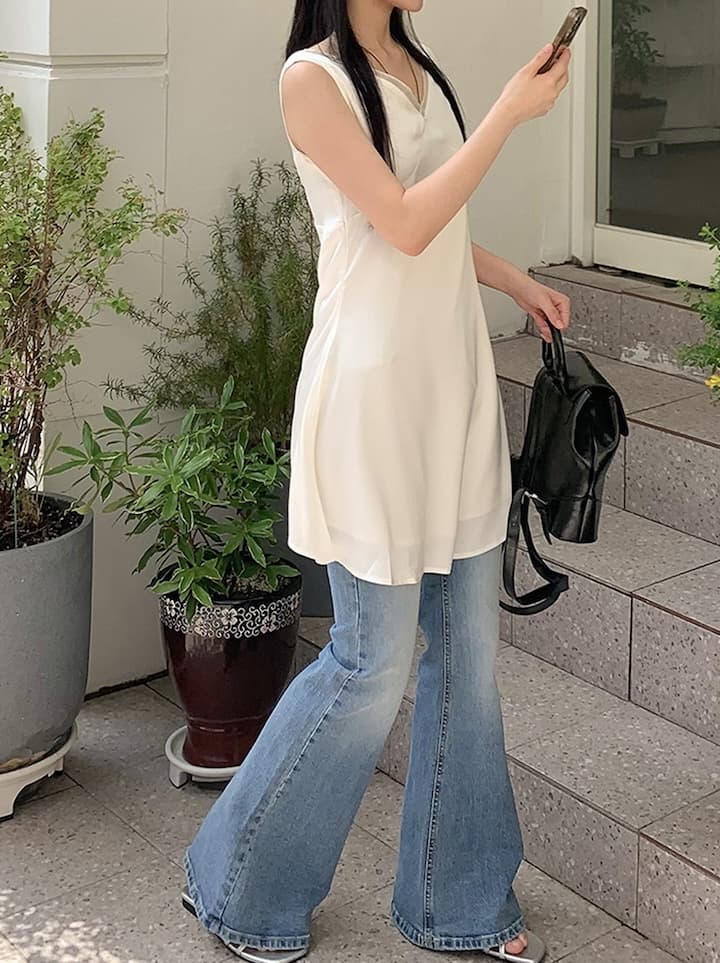 레이스 조각 V넥 민소매 쉬폰 드레스 상세 이미지 8