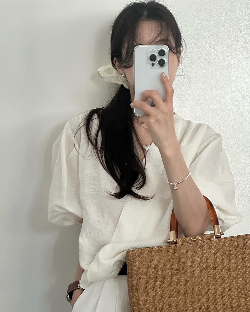 한국 스타일 여름 루즈핏 V넥 거품 소매 품격 포장 몸 반팔 셔츠