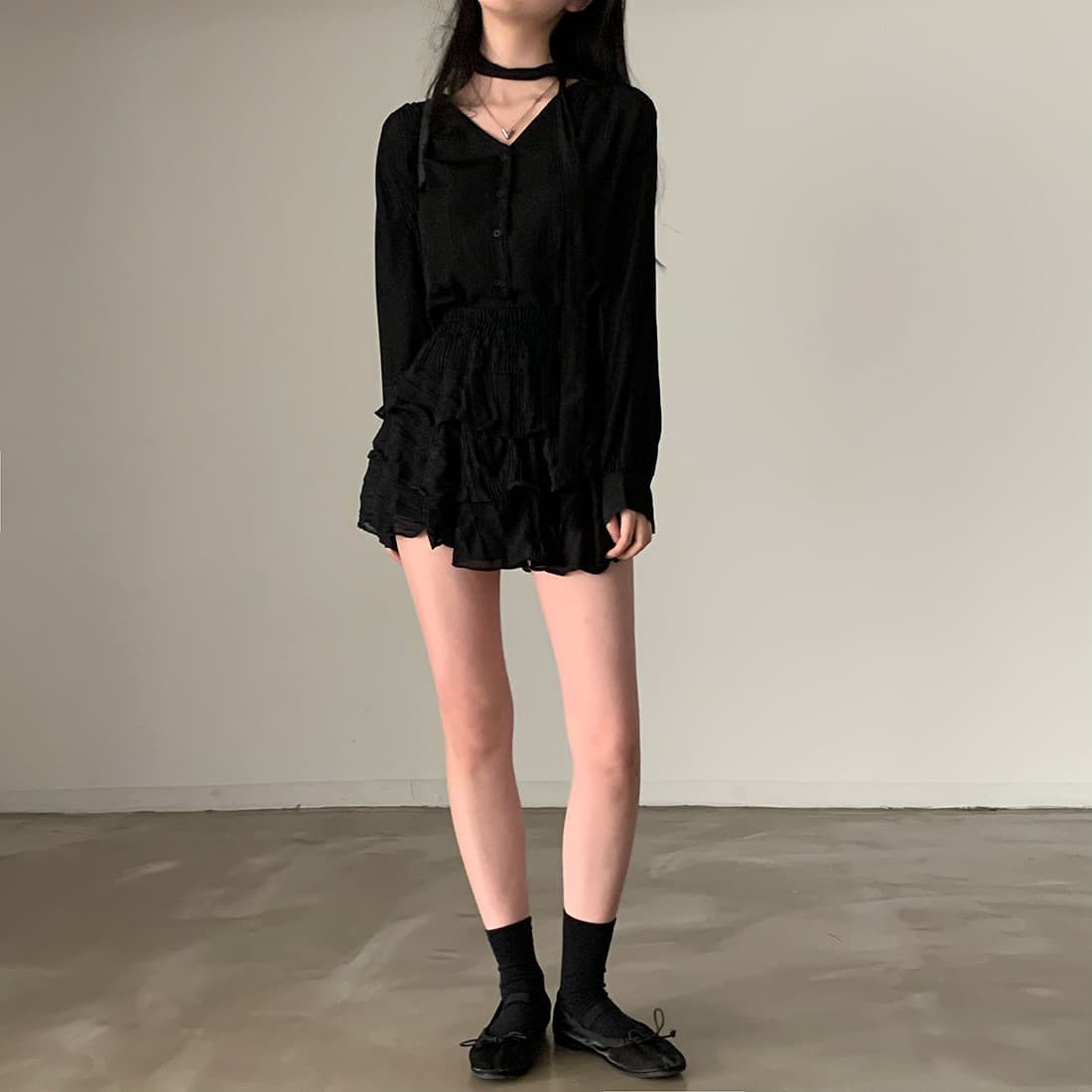 한국 chic 이른 봄 품격 V넥 싱글 줄 버튼 리본 긴팔 셔츠 상세 이미지 13