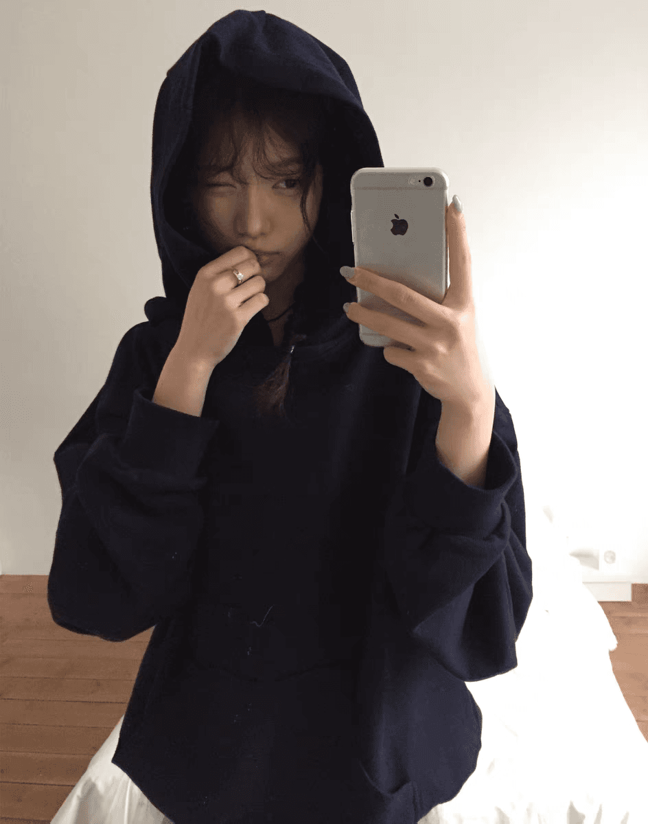 한국 스타일 고급 디자인 센스 면 소재 귀여운 캥거루 뒤집기 칼라 오프숄더 맨위 후드 티 스웨터 이미지 3