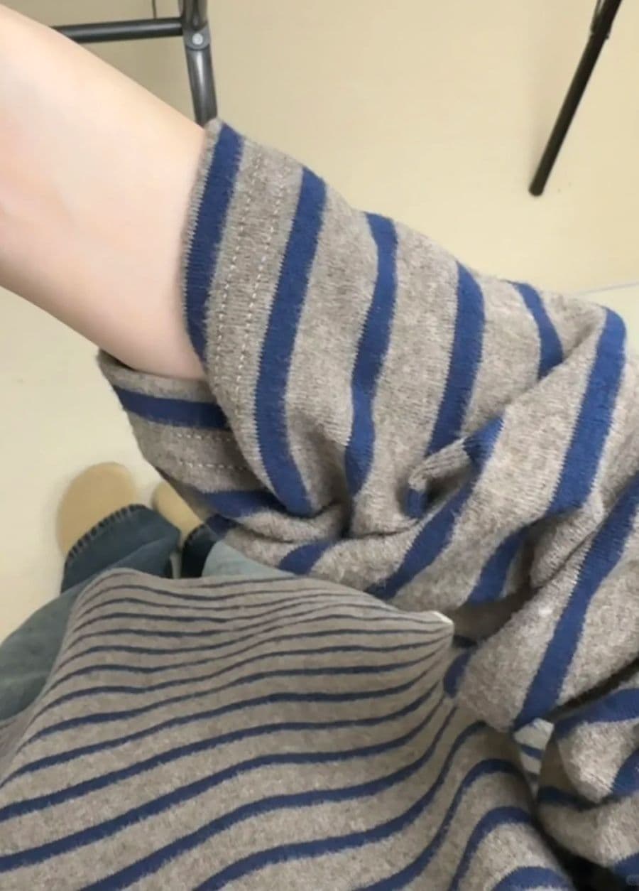 원본 형세 천 스트라이프 라운드 넥 생방송 품질 라운드 넥 맨위 여성 의류 이미지 3