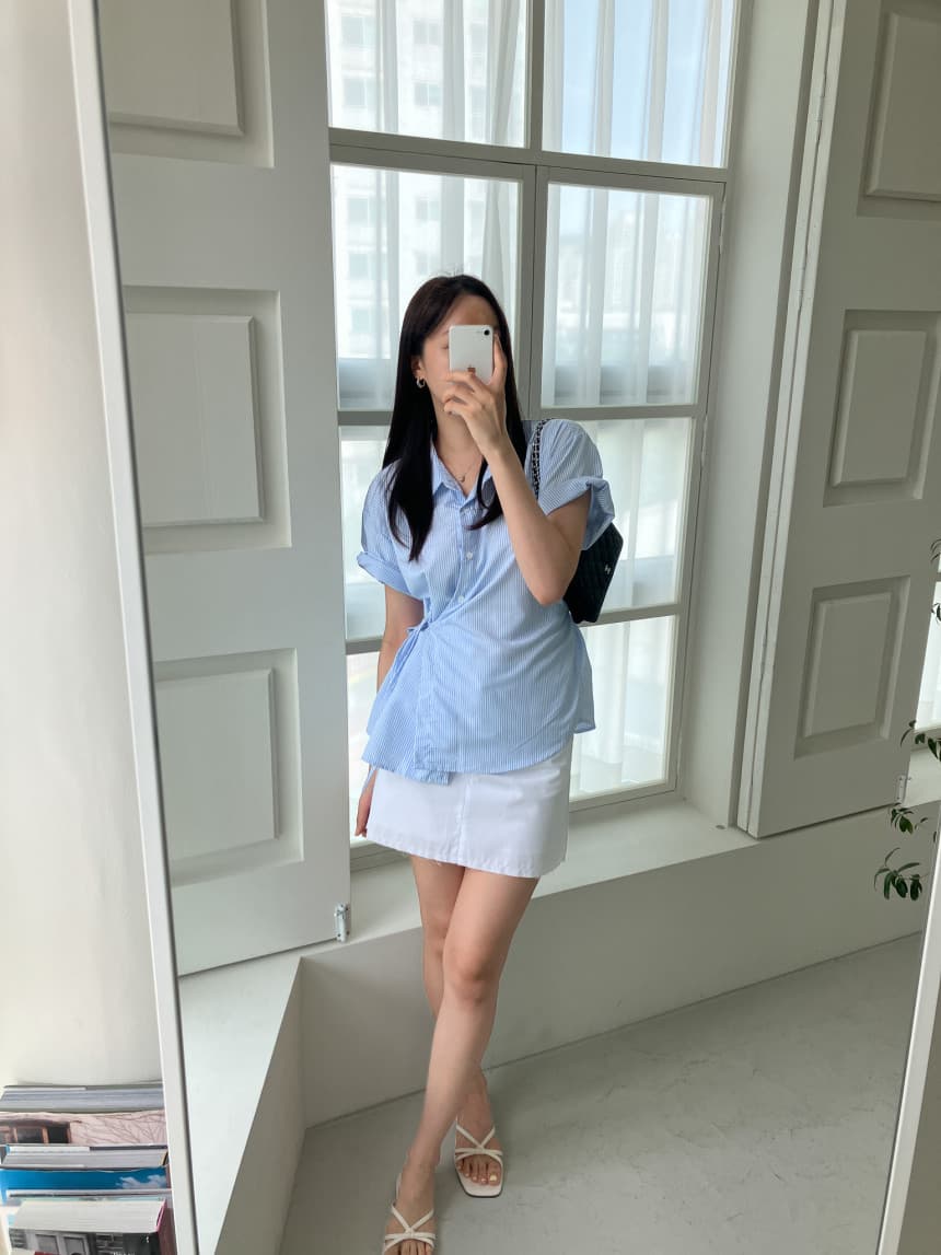 한국 chic 레트로 품격 캐주얼 스트라이프 디자인 센스 측면 스트랩 허리 수축 슬림해 보이는 반팔 셔츠 상세 이미지 17