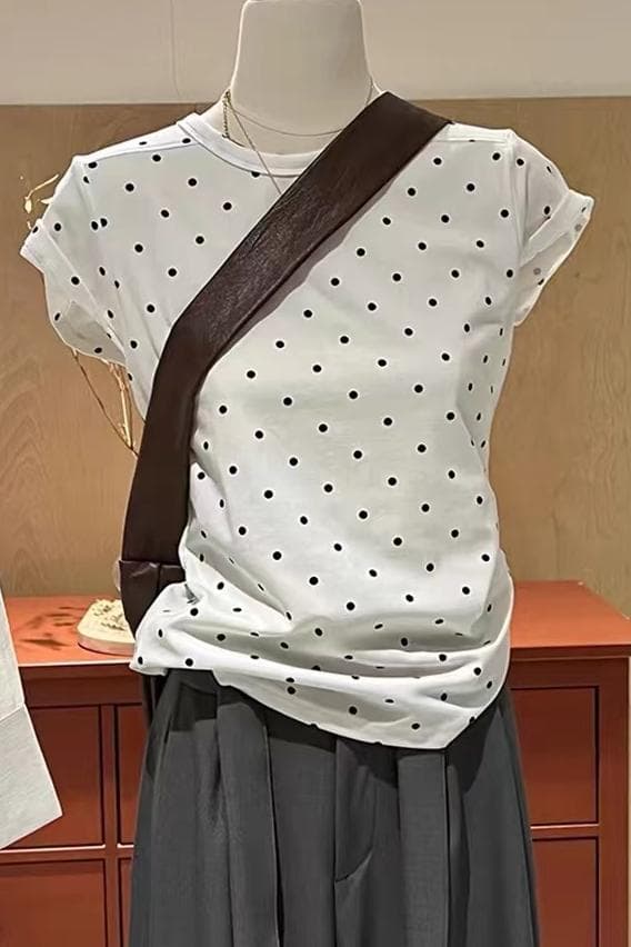 한 부서 달콤한 핫걸 도트 무늬 티셔츠 여성용 짧은 소매 몸매 가꾸기 슬림해 보이는 라운드 넥 기본 셔츠 디자인 센스 Chic 도트 맨위