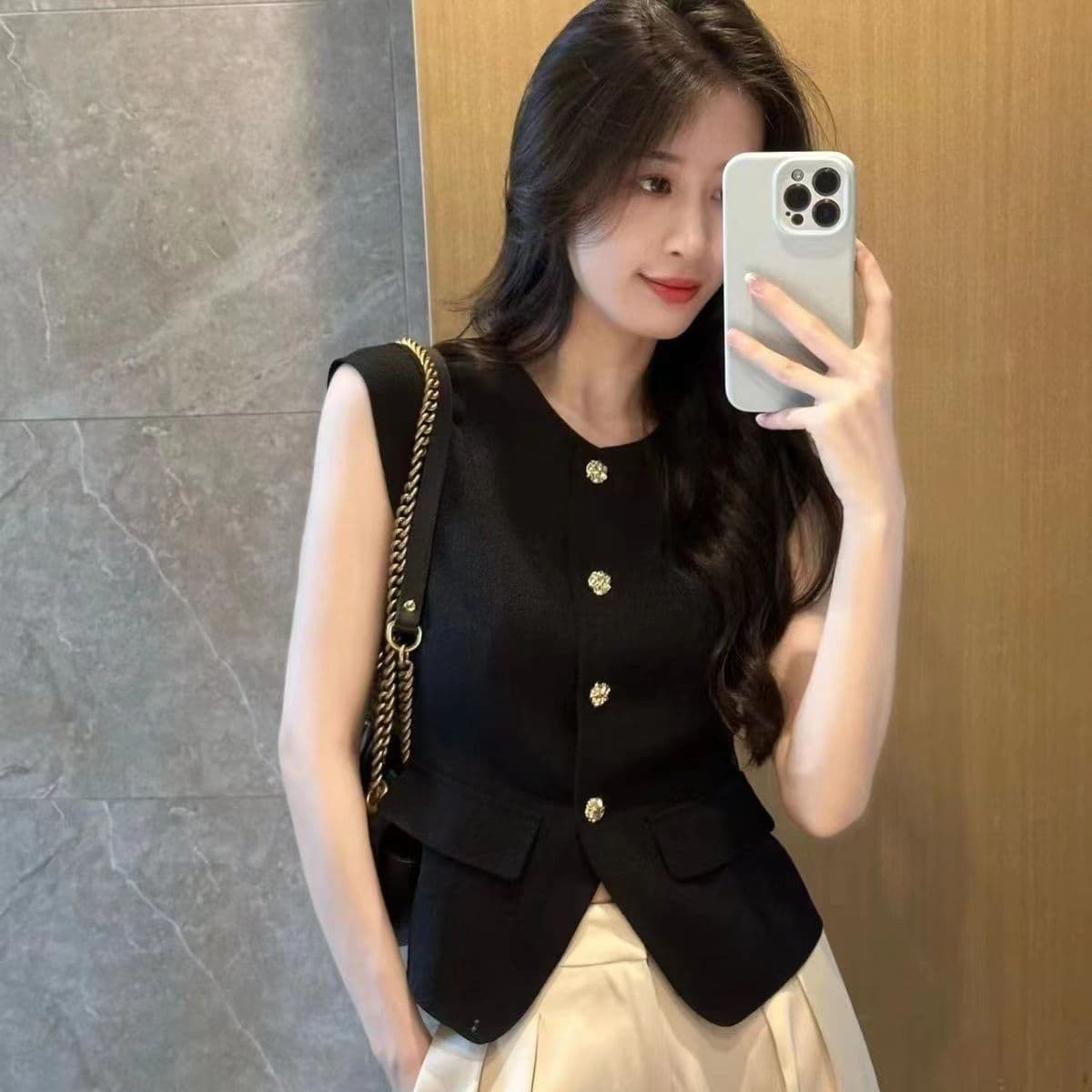 검정색 작은 샤넬 스타일 베스트 조끼 여성 봄 여름 외출용 얇은 스타일 고급 외국 가스 작은 조끼 민소매 맨위