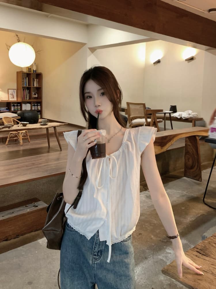 프랑스식 달콤한 스타일 라운드 넥 펌프 Pleat 레이스업 Feifei 소매 맨위 단추 작은 키 단색 작은 셔츠 이미지 2