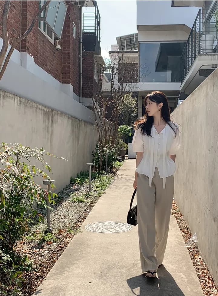 한국 스타일 디자인 센스 레이스업 싱글 줄 버튼 셔츠 상세 이미지 2