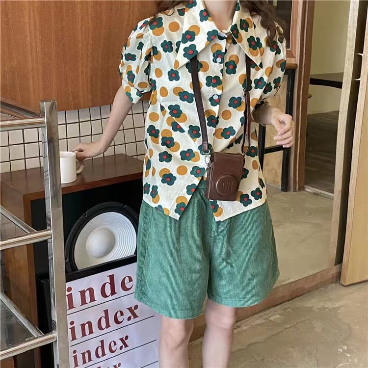 여름 새로운 프랑스식 레트로 항구 바람 꽃무늬 여성 셔츠 디자인 센스 작은 대중 베이비 칼라 거품 소매 맨위 상세 이미지 12
