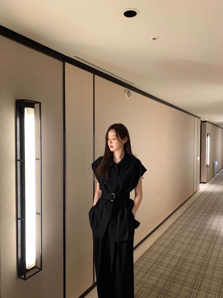 여름 프랑스식 폴로 칼라 민소매 레이스 업 셔츠 하이웨이스트 와이드 레그 팬츠 투피스 슈트 상세 이미지 1