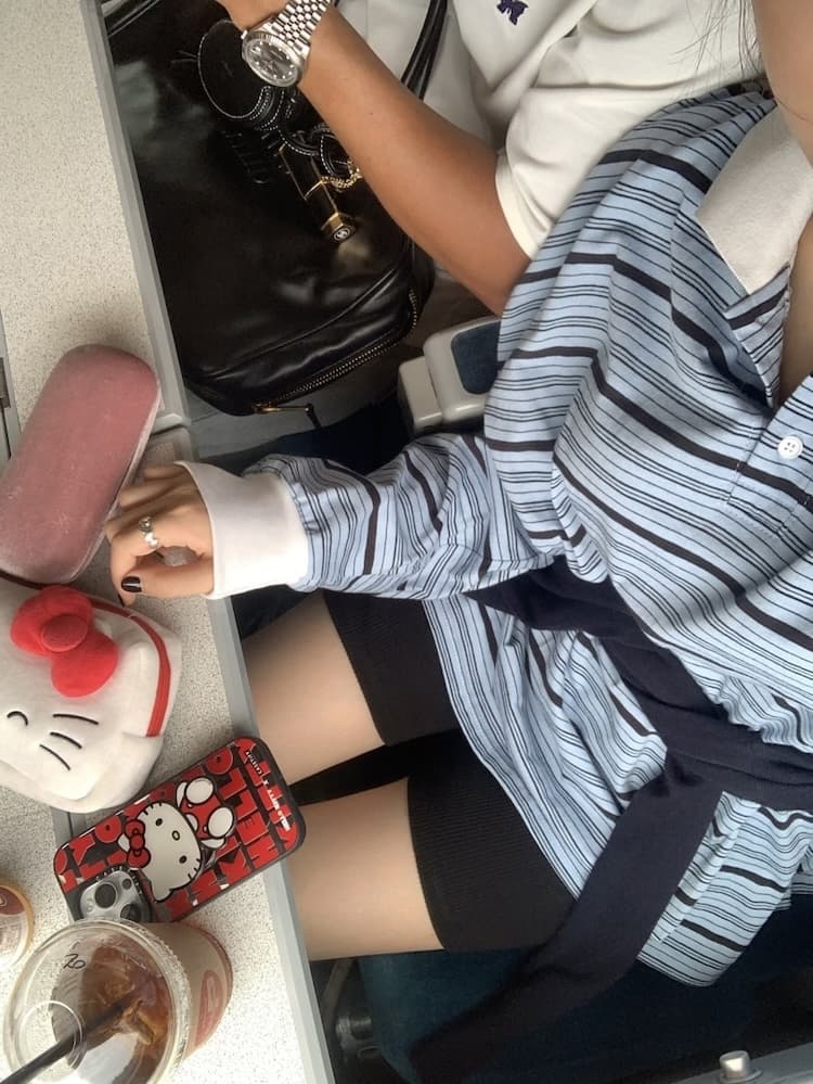 이른 가을 POLO 칼라 스트라이프 느긋한 루즈핏 긴팔 티셔츠 상세 이미지 33