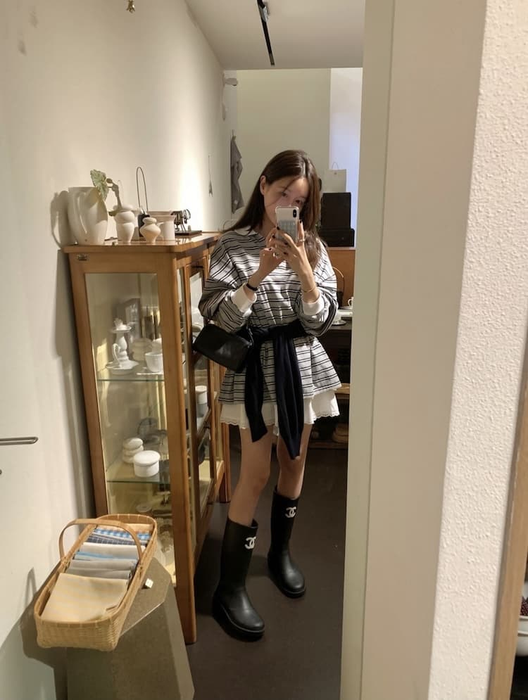 이른 가을 POLO 칼라 스트라이프 느긋한 루즈핏 긴팔 티셔츠 상세 이미지 46