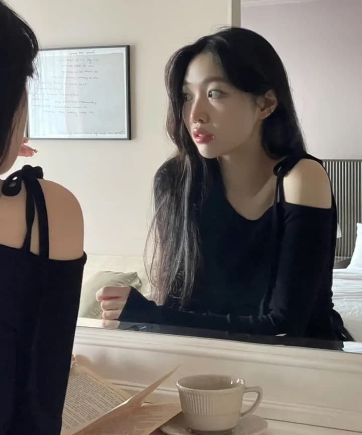 한국 스타일 레이스업 오프숄더 섹시함 긴팔 맨위 상세 이미지 6