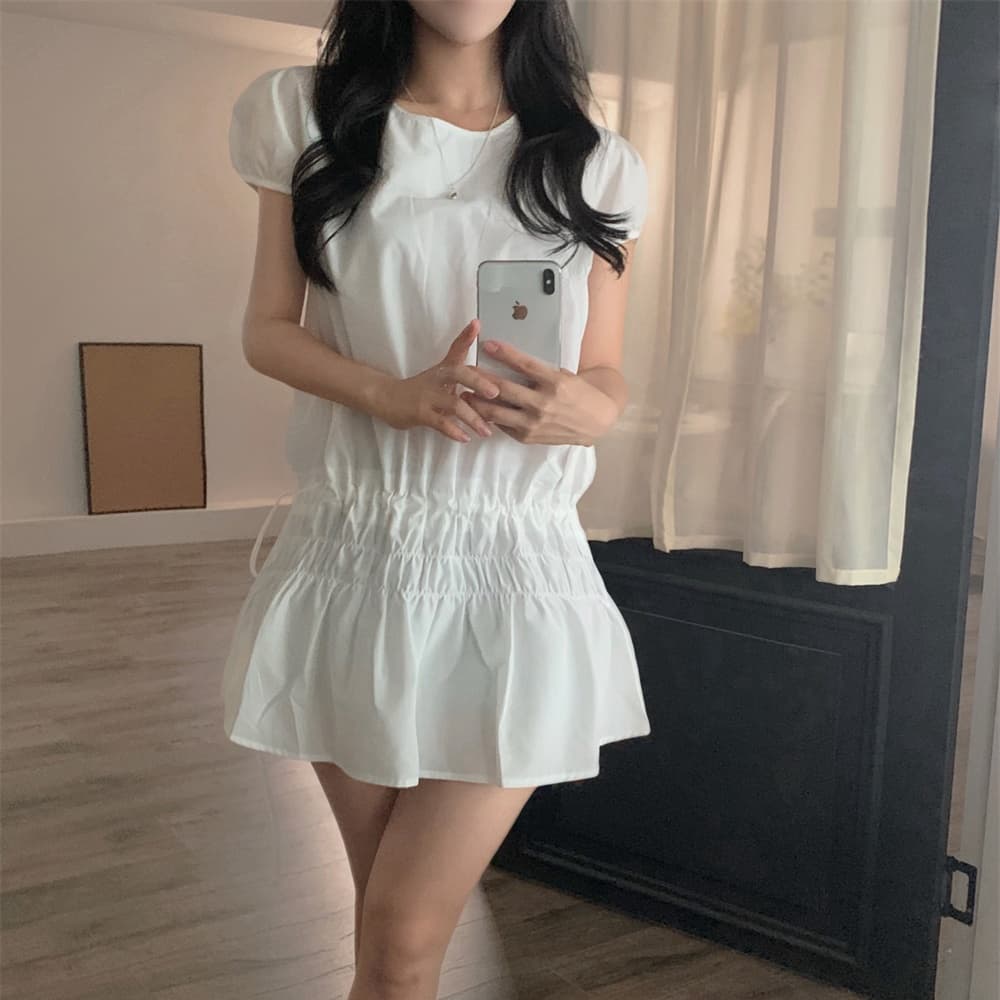 프랑스식 작은 대중 디자인 센스 캐주얼 슬림해 보이는 밴딩 펌프 로프 레이스업 쇼트 스타일 여성 드레스 이미지 5