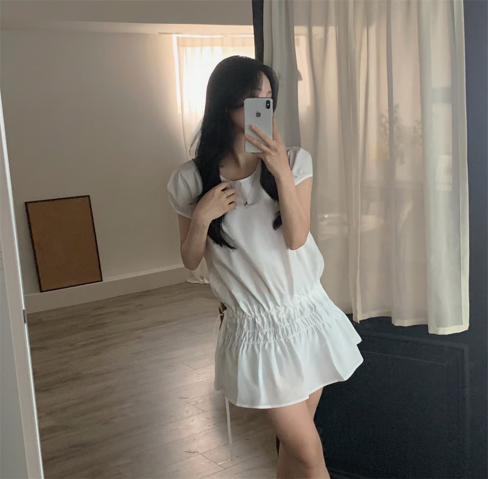 프랑스식 작은 대중 디자인 센스 캐주얼 슬림해 보이는 밴딩 펌프 로프 레이스업 쇼트 스타일 여성 드레스 상세 이미지 16