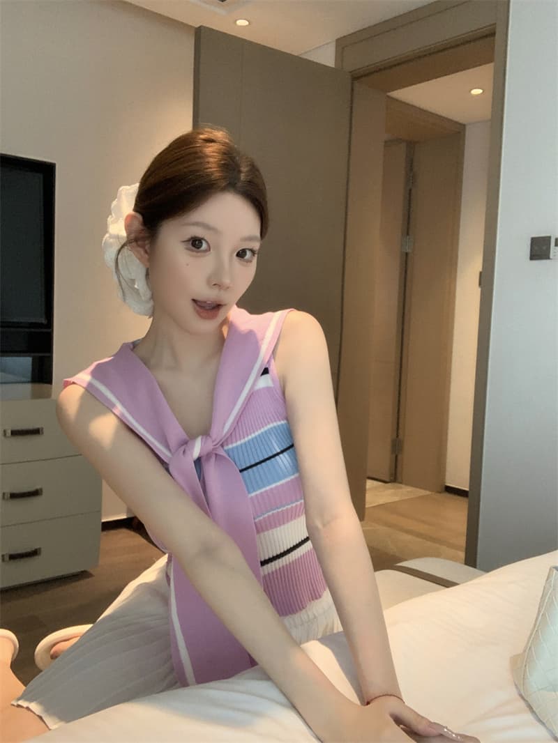 실사 정가 배색 V넥 니트 스트랩 여름 패션 새로운 패션 황색 블루 스트라이프 니트 해군 칼라 민소매 이미지 3