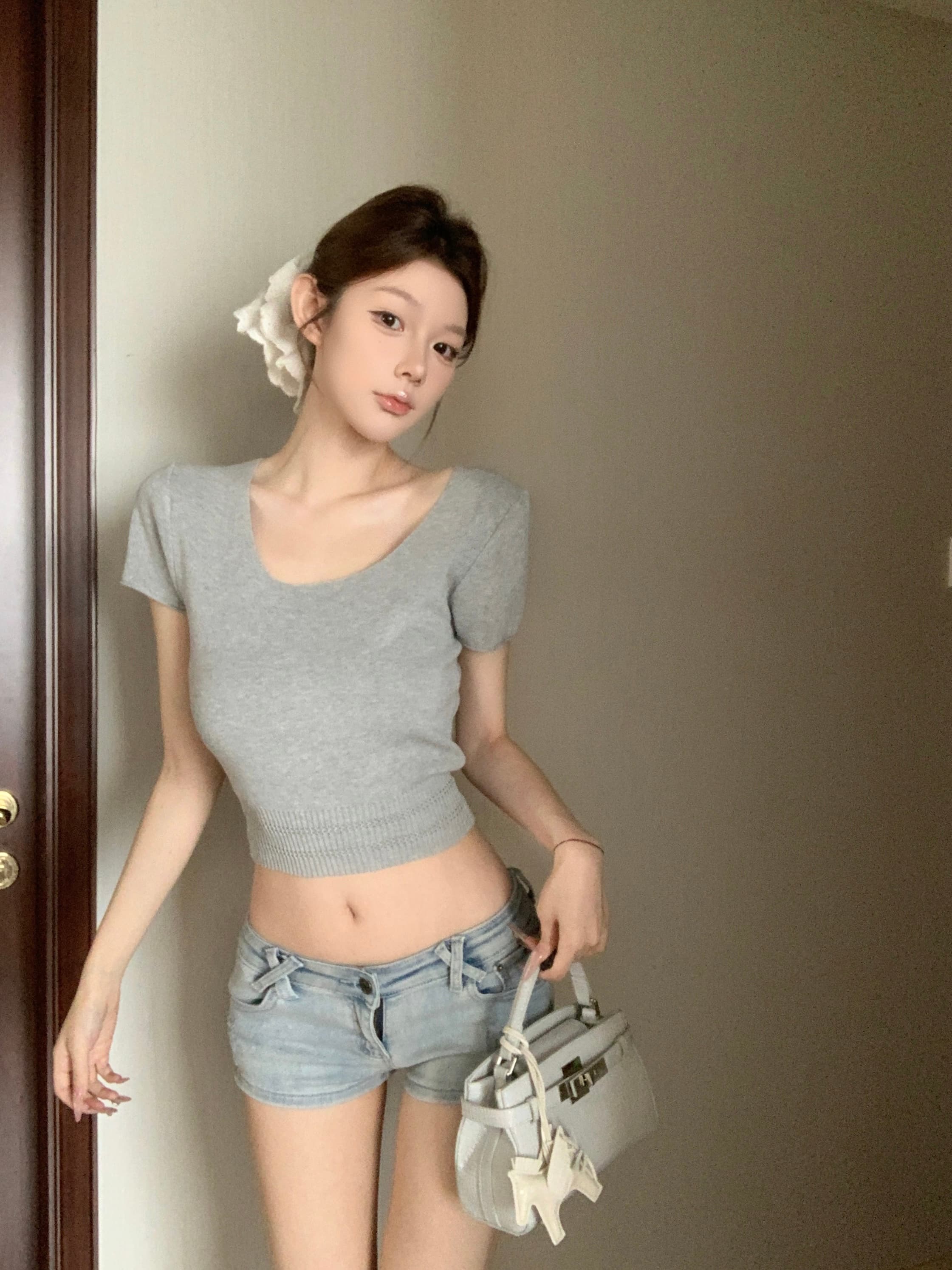 실사 아니요 가격 인하 주간 접시 연구 사회 혼방 대 u 칼라 반팔 티셔츠 여성 여름 다용도 쇼트 스타일 몸매 가꾸기 맨위 상세 이미지 8