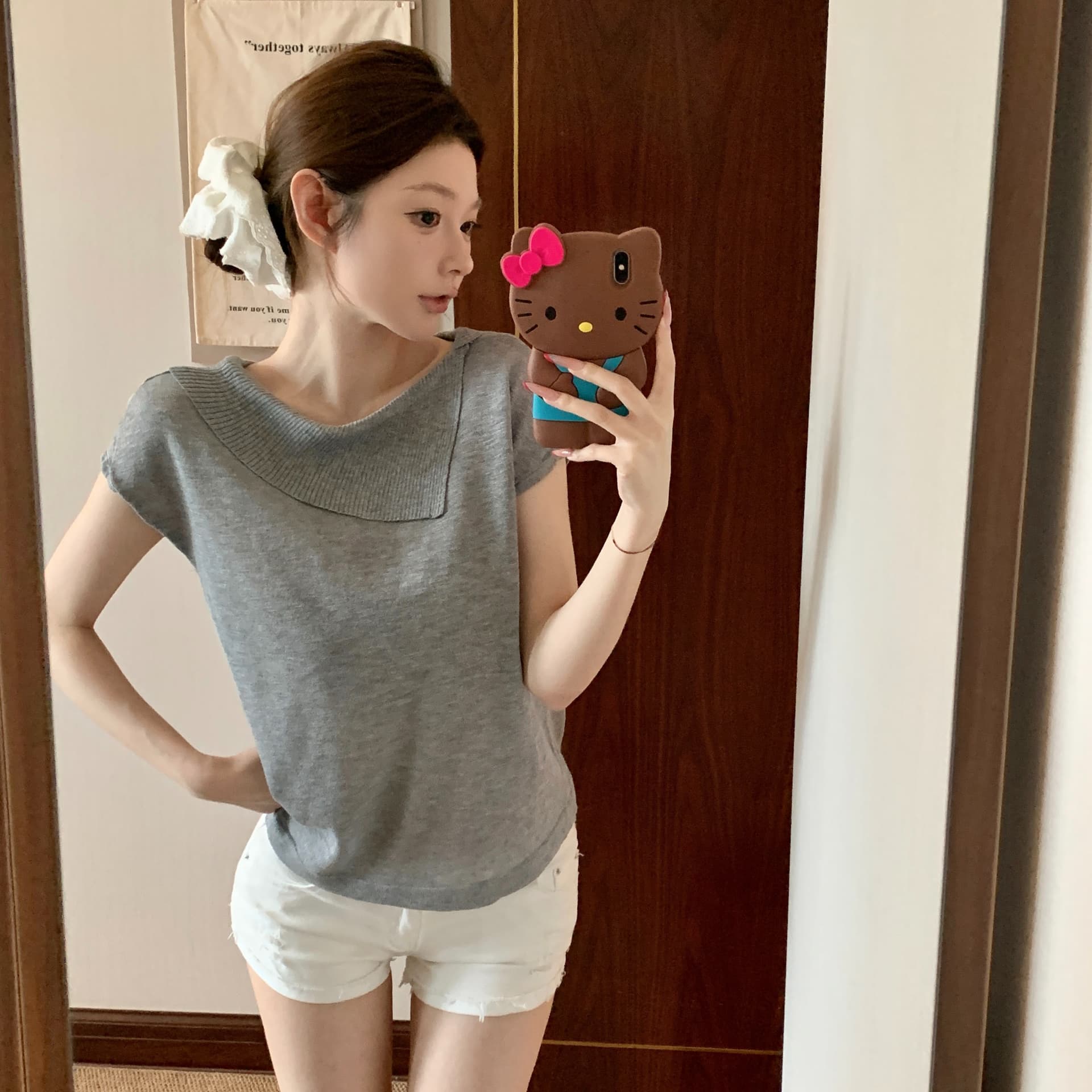 실사 아니요 가격 인하 한 부서 불규칙 칼라 단색 작은 날다 소매 짠 셔츠 여성 여름 새로운 부드러운 품격 맨위 이미지 5