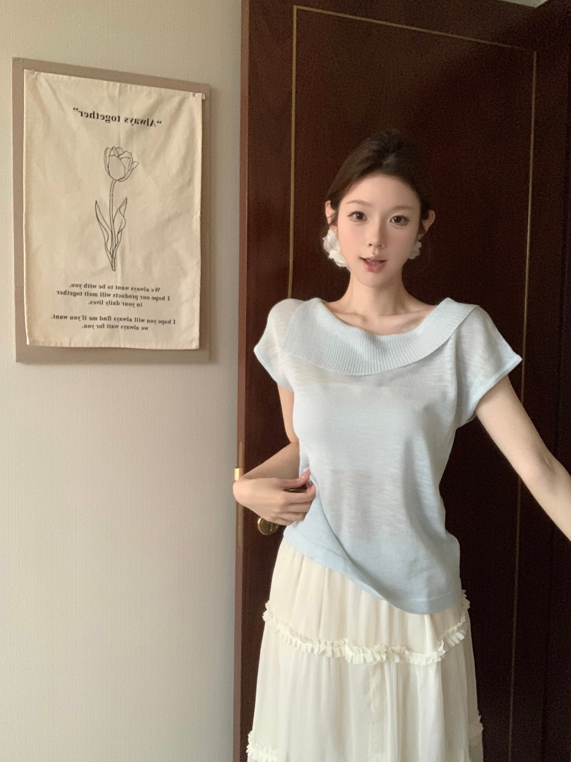 실사 아니요 가격 인하 한 부서 불규칙 칼라 단색 작은 날다 소매 짠 셔츠 여성 여름 새로운 부드러운 품격 맨위 상세 이미지 7