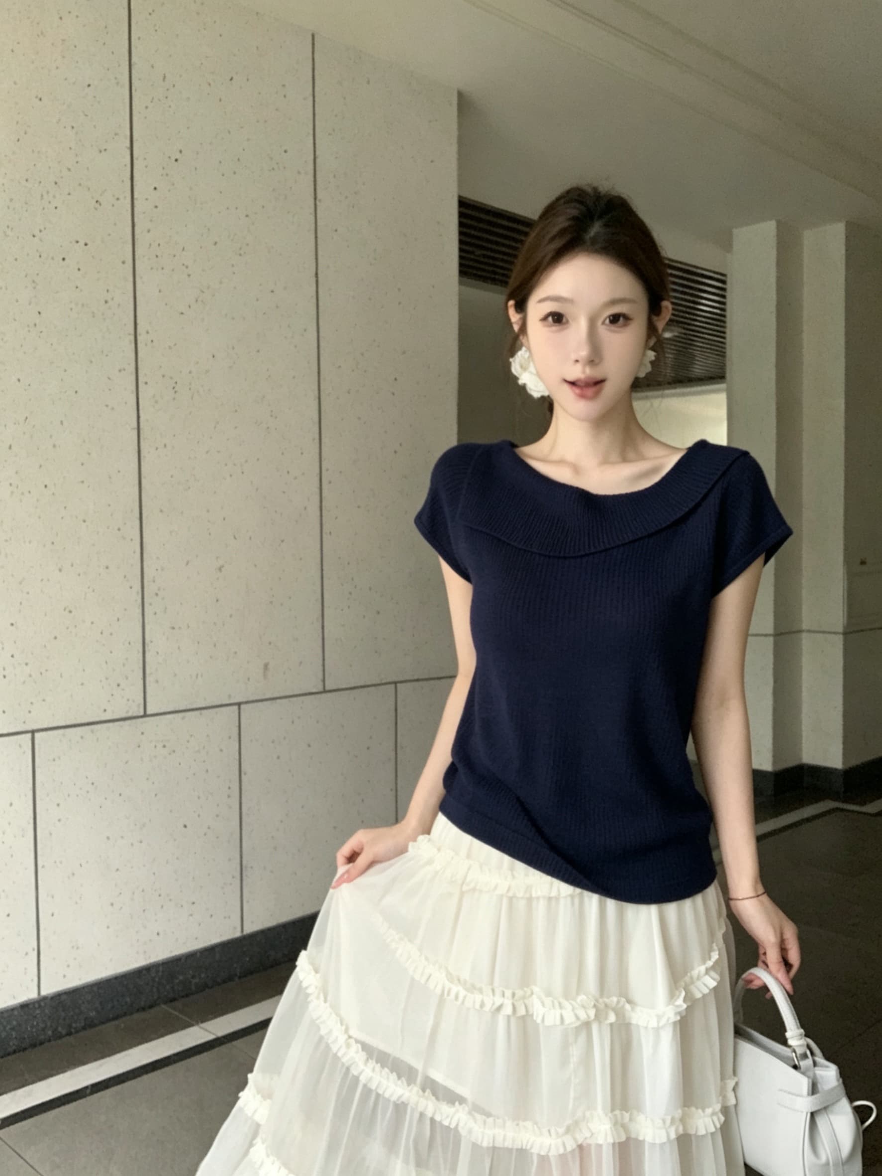 실사 아니요 가격 인하 한 부서 불규칙 칼라 단색 작은 날다 소매 짠 셔츠 여성 여름 새로운 부드러운 품격 맨위 상세 이미지 18