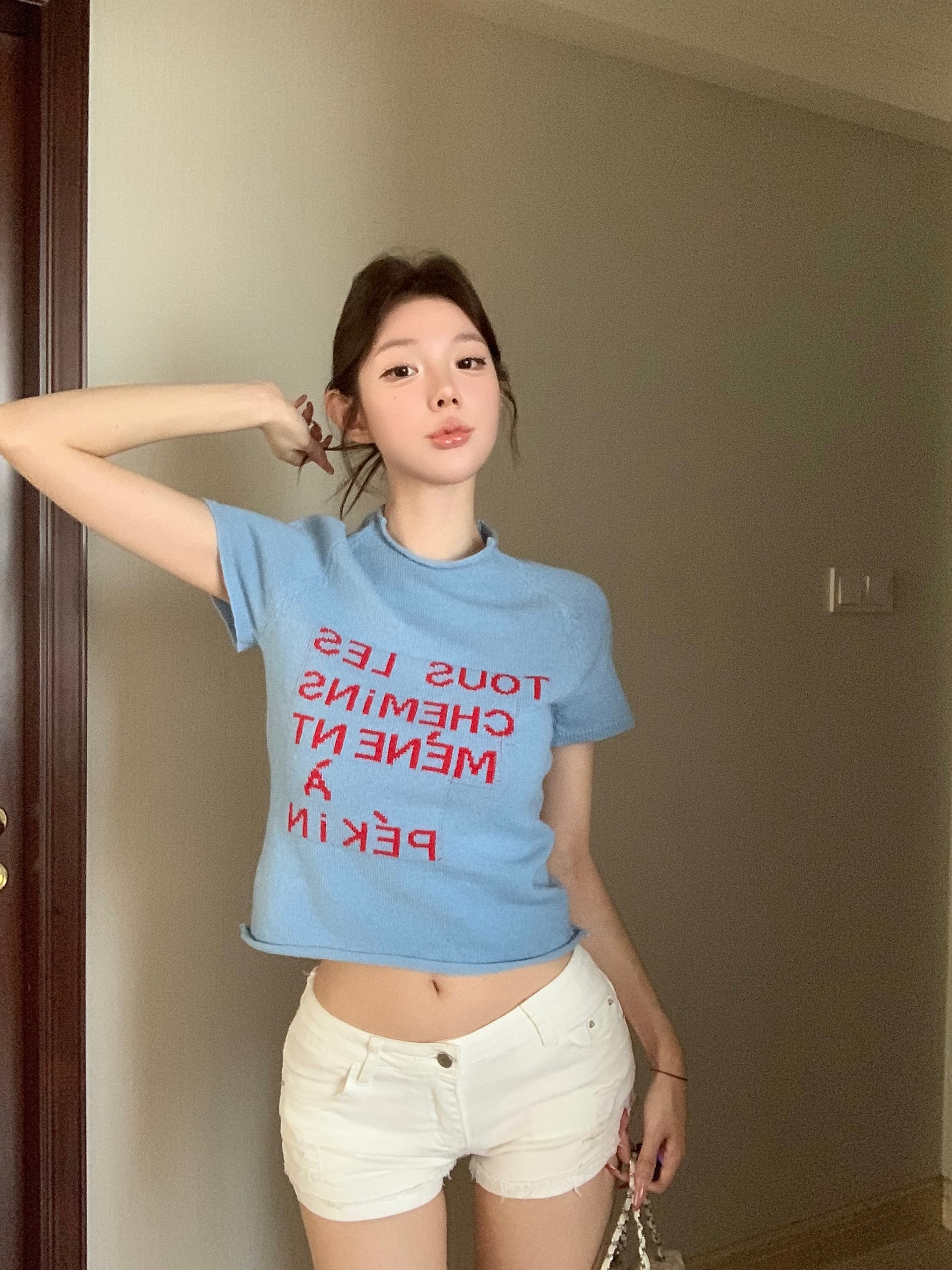 실사 아니요 가격 인하 레트로 니트 반팔 여성 라운드 넥 몸매 가꾸기 삽입 어깨 티셔츠 쇼트 스타일 핫걸 맨위 디자인 센스 상세 이미지 2