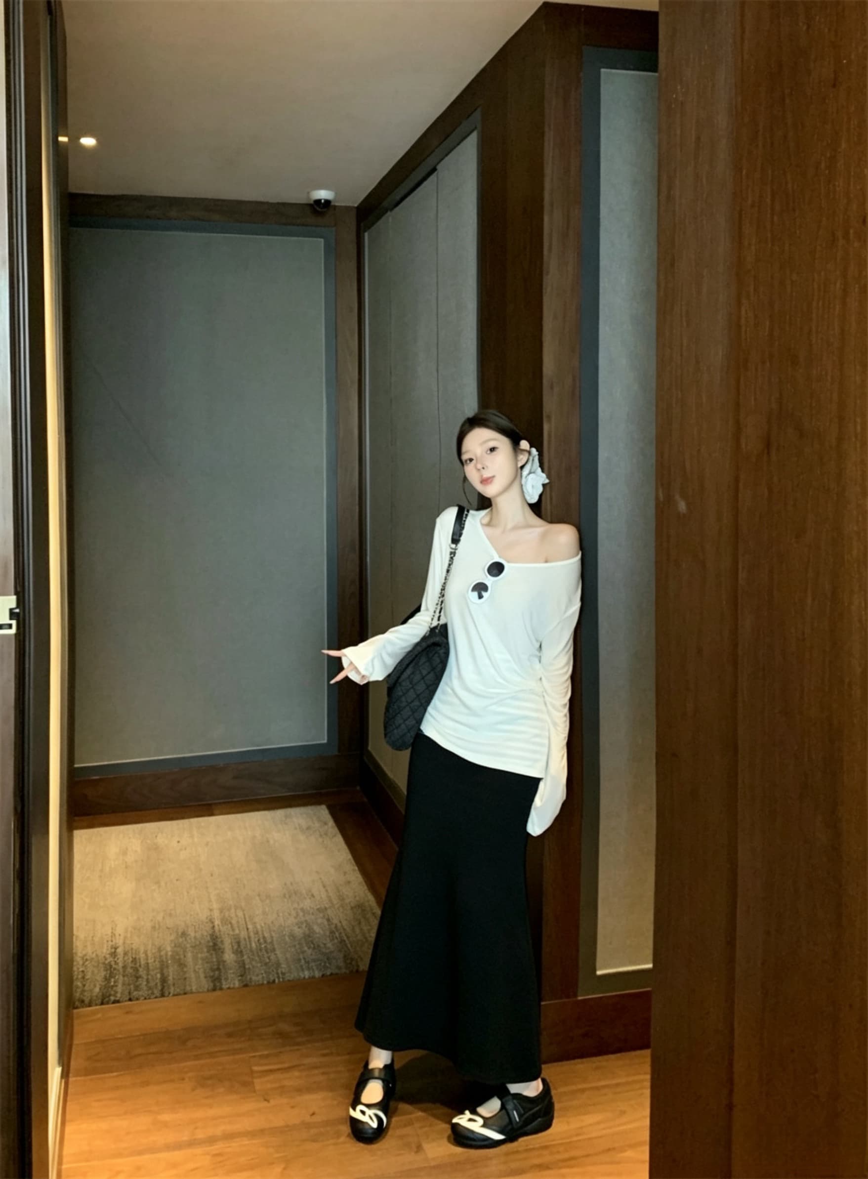 실사 아니요 가격 인하 모달 오프숄더 스트라이프 티셔츠 여성 여름 얇은 스타일 긴팔 맨위 자외선 차단 블라우스 반신 스커트 이미지 2