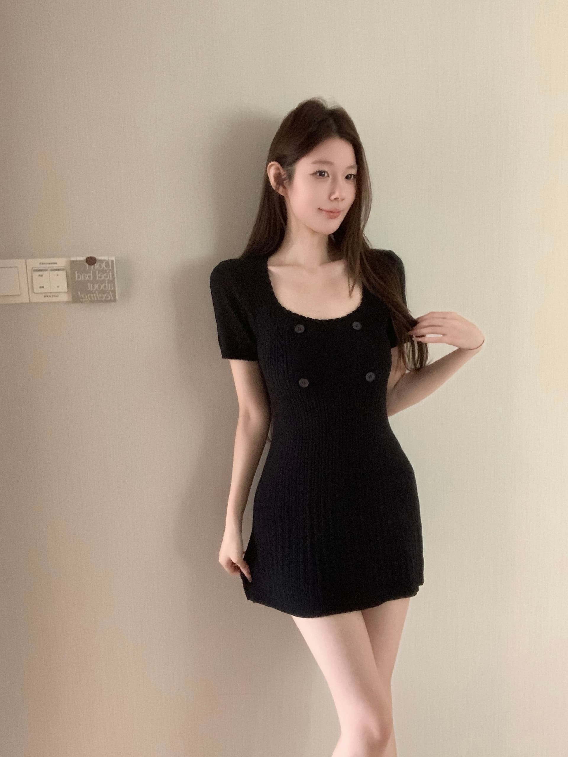 실사 아니요 가격 인하 레드 맨 파빌리온 반팔 니트 여자 여름 회색 디자인 센스 자이언트 잘 생긴 몸매 가꾸기 드레스 상세 이미지 9