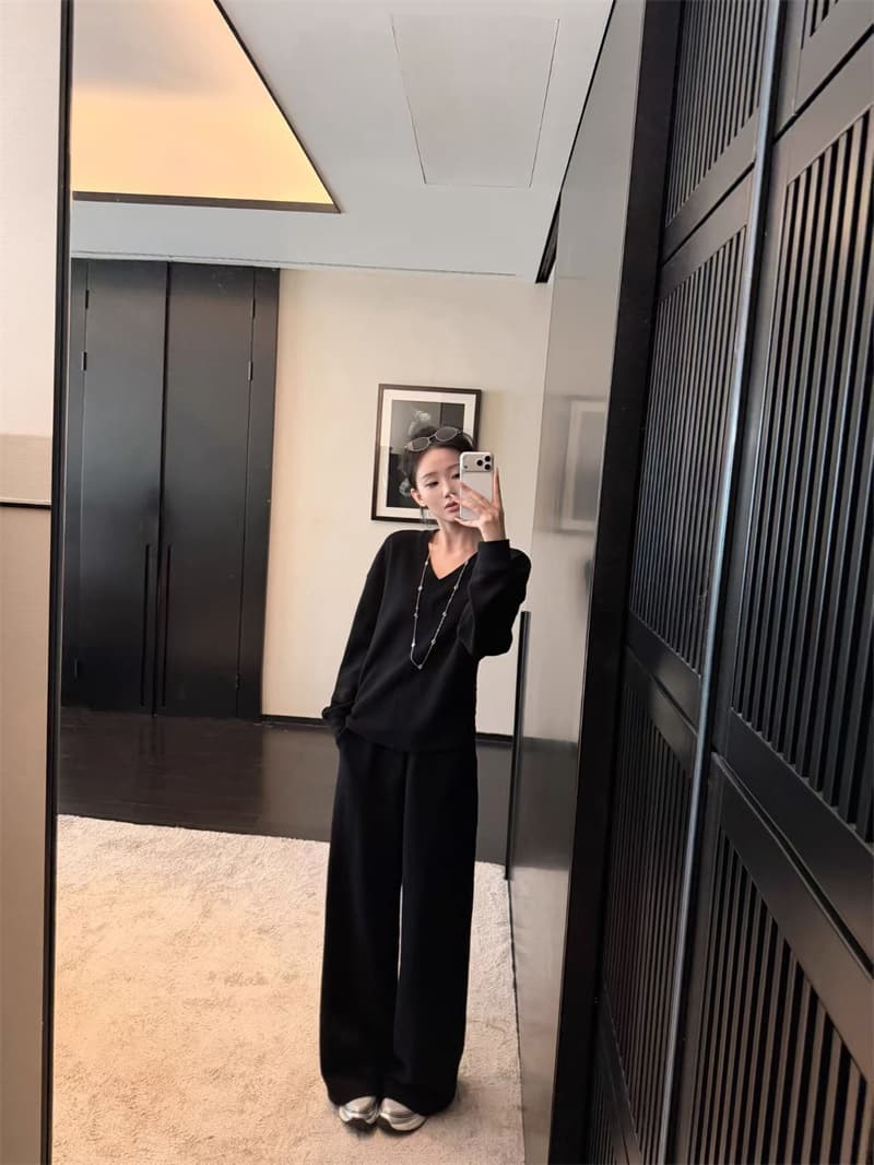 아니요 가격 인하 느긋한 주말 느슨함 센스 V넥 풀오버 긴팔 후드티 허리밴드 캐주얼 바지 세트 상세 이미지 7
