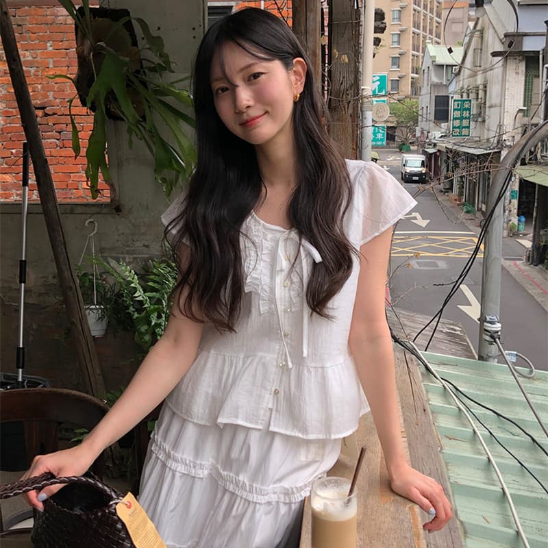 새로운 프릴 스트랩 반팔 여성 셔츠 이미지 4