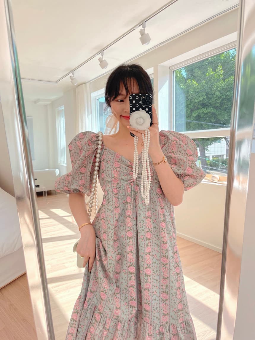 있음 선적 V넥 주름 장식 센스 거품 소매 꽃무늬 드레스 상세 이미지 17