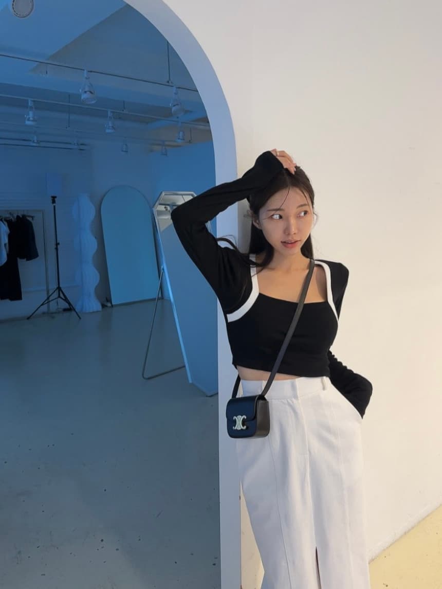 있음 선적 허리밴드 단색 트임 반신 롱 스커트 상세 이미지 21