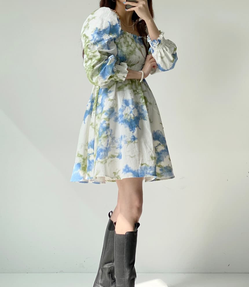 있음 선적 꽃무늬 광장 칼라 거품 소매 드레스 상세 이미지 8