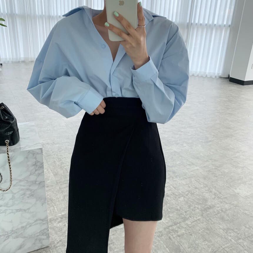 있음 선적 싱글 줄 버튼 폴로 칼라 루즈핏 긴팔 여성 셔츠 상세 이미지 2