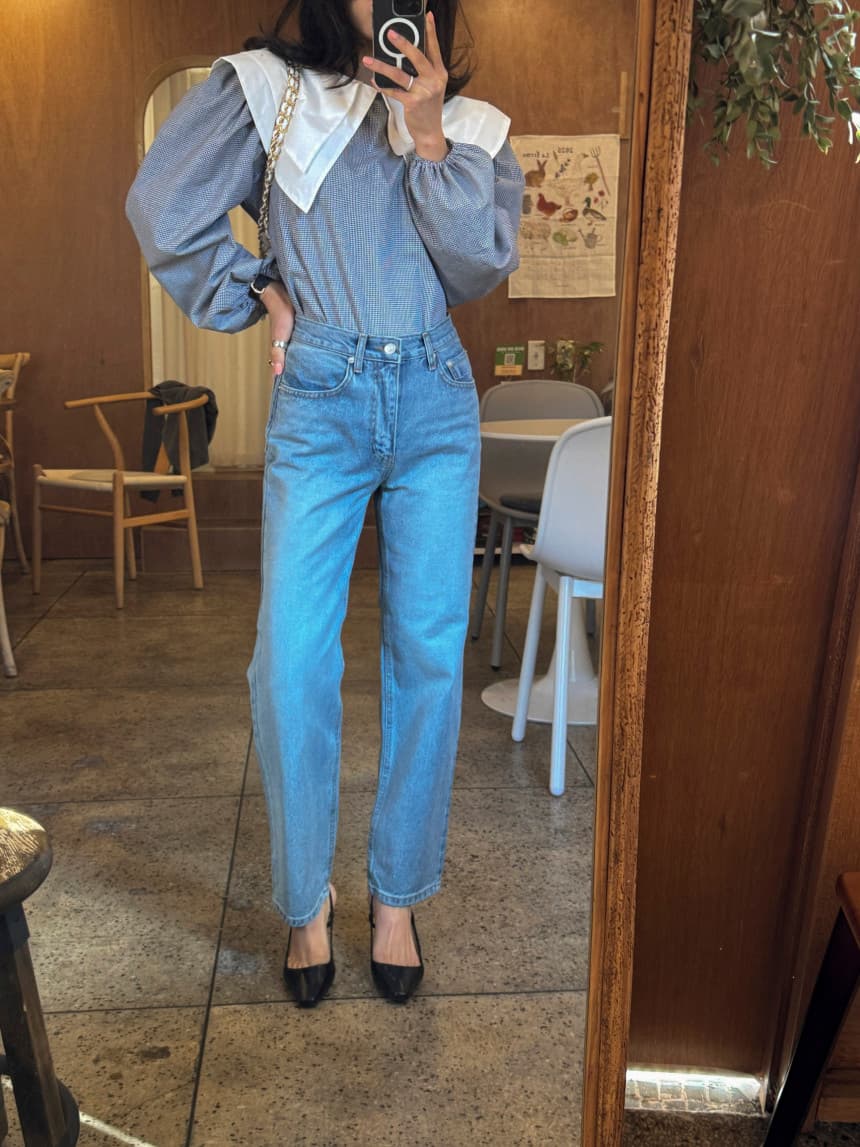 있음 선적 이중층 베이비 칼라 거품 소매 긴팔 체크무늬 여성 셔츠 상세 이미지 2