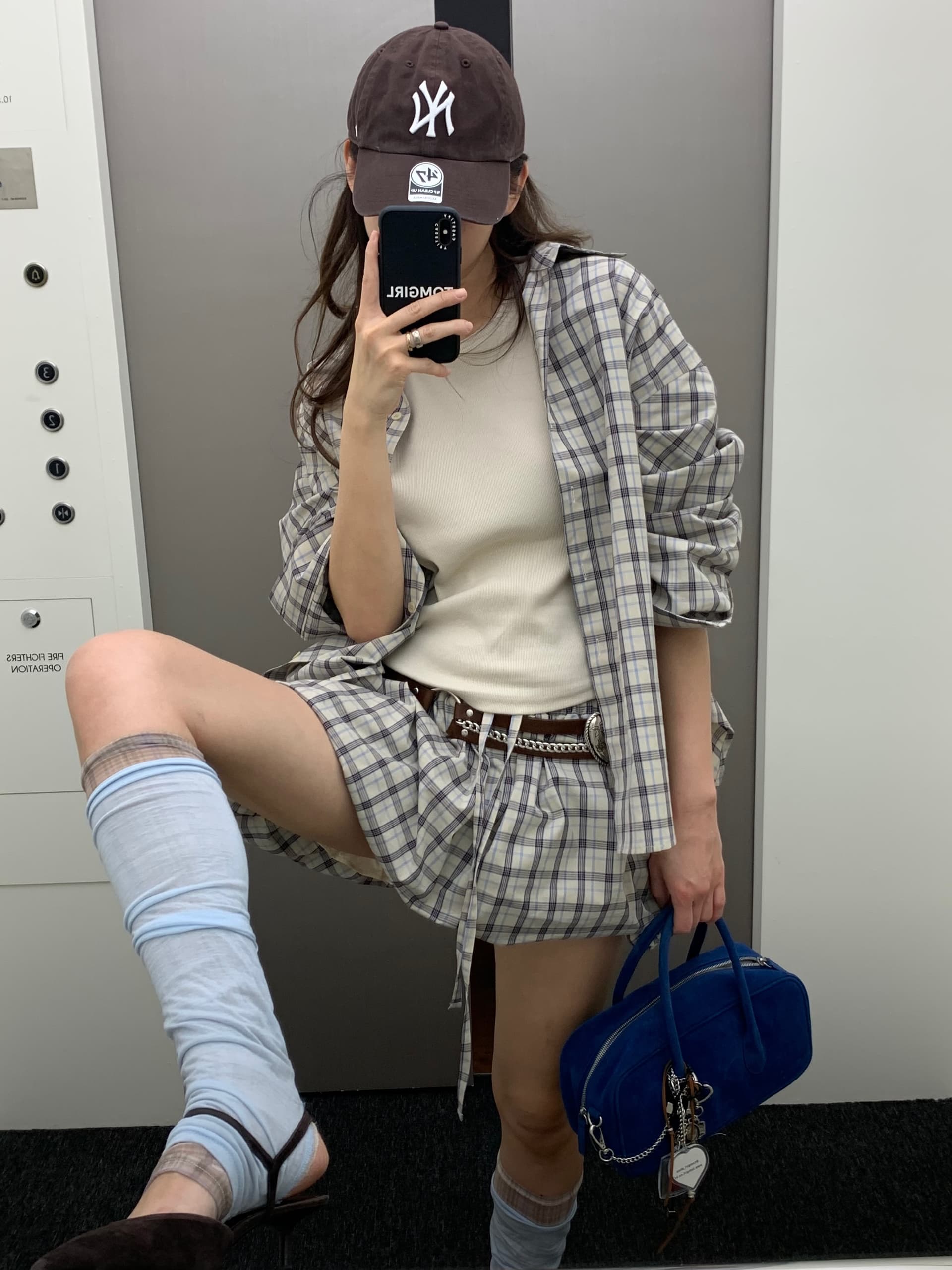 있음 선적 가을 의상 체크무늬 루즈핏 긴팔 셔츠 랜턴 반바지 세트 여성 상세 이미지 30