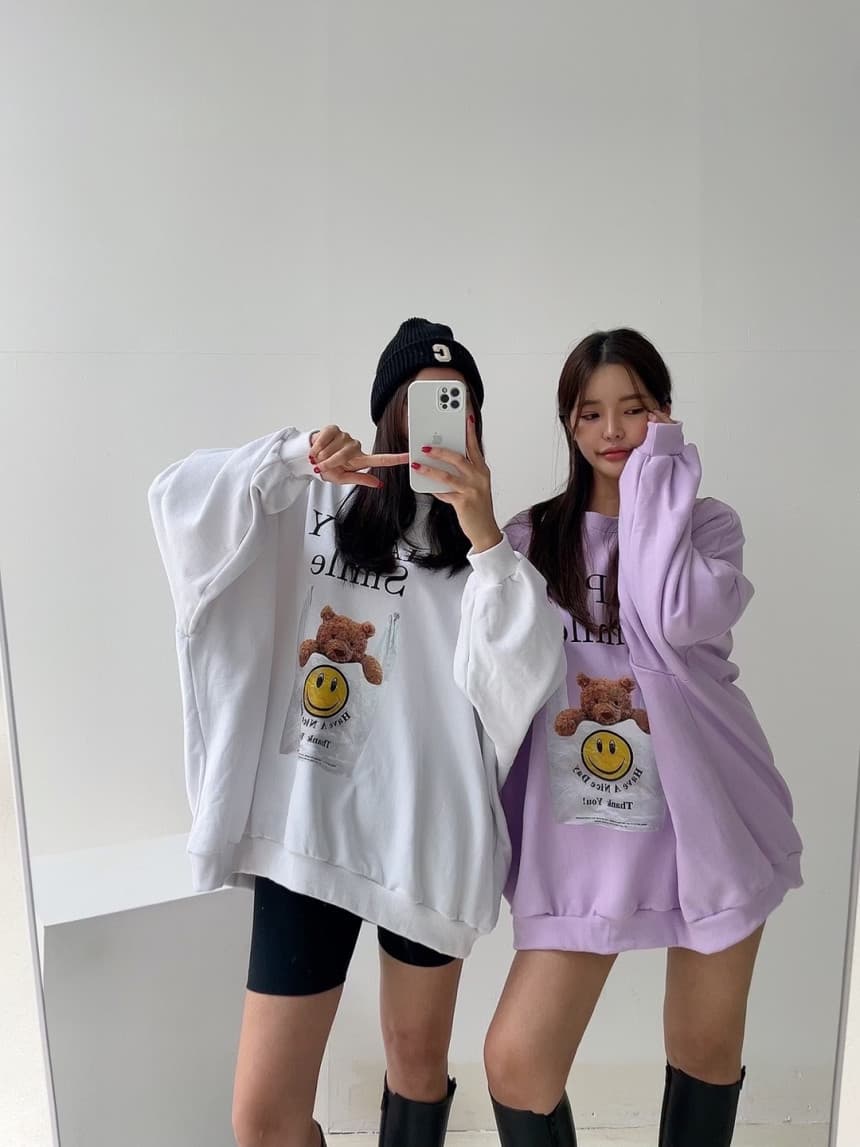있음 선적 알파벳 만화 루즈핏 긴팔 후드티 여성 상세 이미지 5
