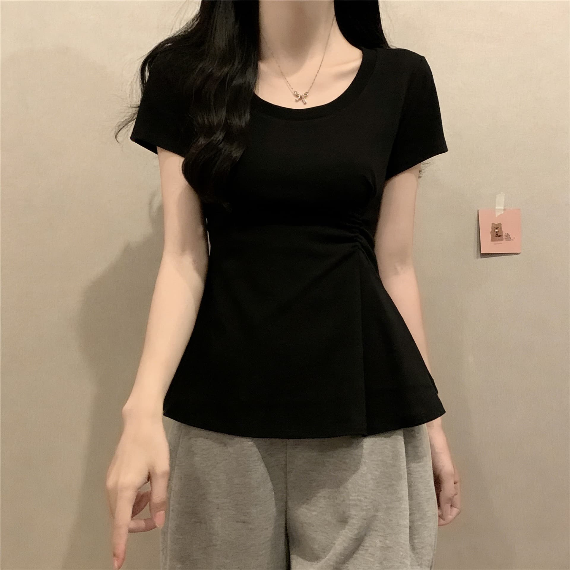 실사 있음 선적 지방 mm 고급 센스 u 칼라 반팔 티셔츠 여름 새로운 순수한 욕망 꼬집기 허리 슬림해 보이는 품격 맨위 상세 이미지 16