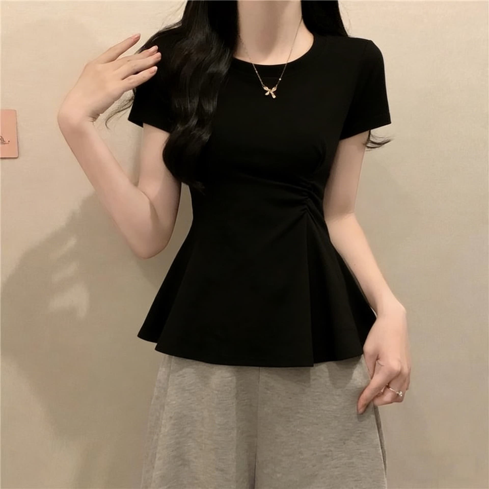 실사 있음 선적 지방 mm 고급 센스 u 칼라 반팔 티셔츠 여름 새로운 순수한 욕망 꼬집기 허리 슬림해 보이는 품격 맨위 상세 이미지 19
