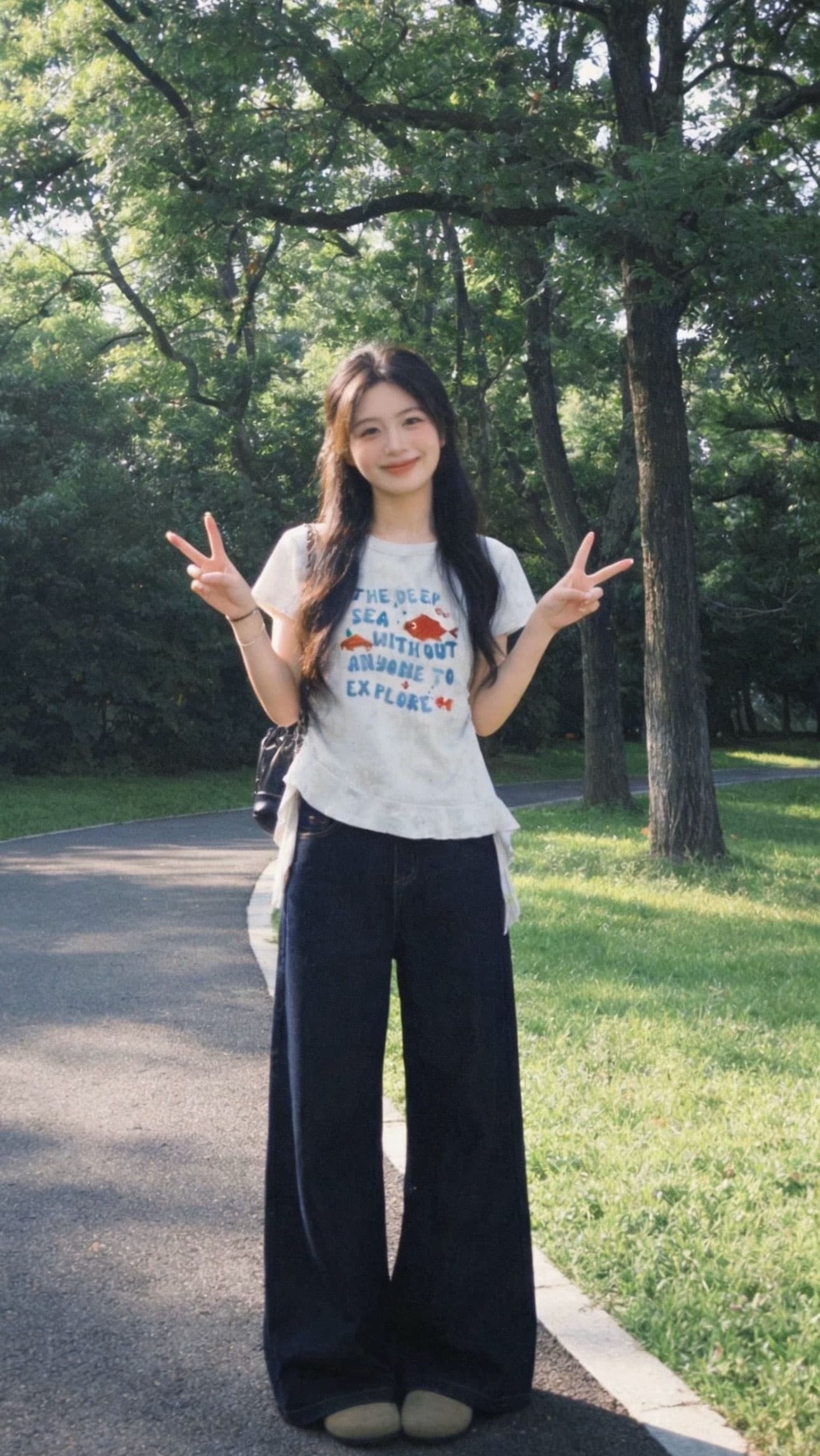 프릴 금붕어 프린트 반팔 티셔츠 여성 2026 새로운 여름 절묘한 디자인 센스 맨위 콘서트 착용 가져 가라. 상세 이미지 1