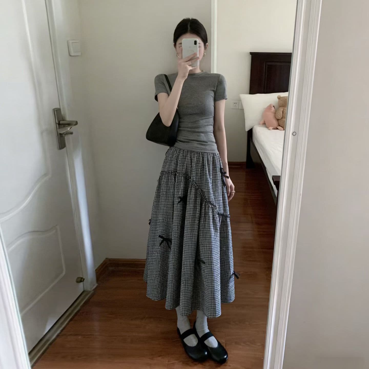 불규칙 면 린넨 체크무늬 한 마디 반신 스커트 여성 여름 나비 매듭 디자인 센스 대 치마 우산 치마 큰 진자 롱 스커트 이미지 3