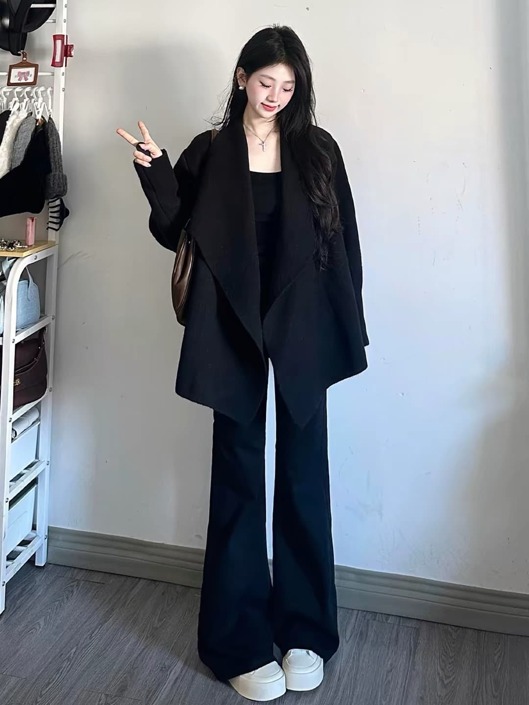 자이언트 잘 생긴 ~ 중 이른 가을 전체 집합 불규칙 검정색 폴로 칼라 재킷 맨위 하이웨이스트 슬림해 보이는 부츠컷 바지 세트 여성 이미지 3