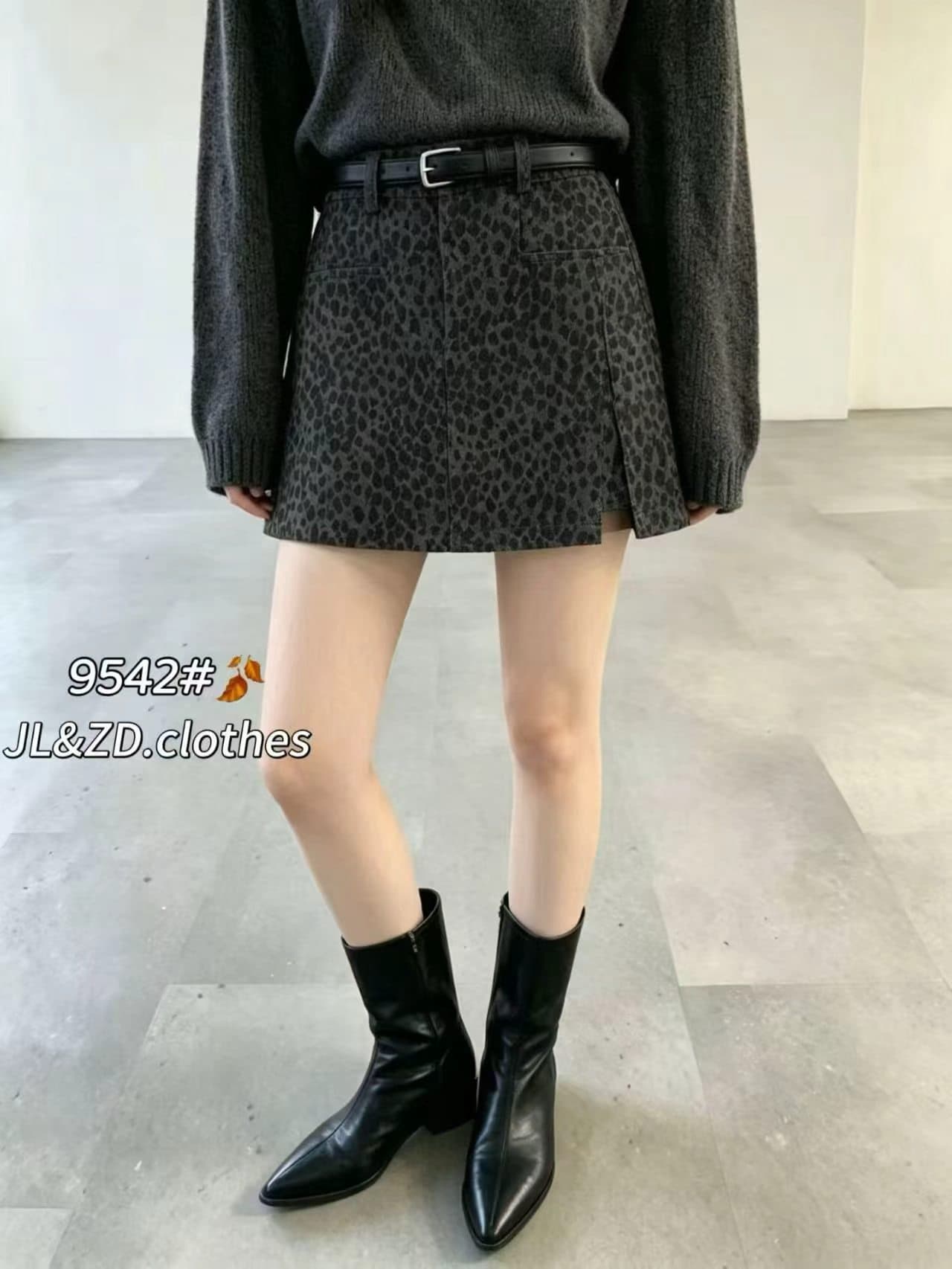 핫걸 바람 레오파드 무늬 노출 방지 데님 미니 스커트 여성 2026 봄 여름 섹션 하이웨이스트 슬림해 보이는 쇼트 스타일 한 마디 반신 스커트 상세 이미지 5
