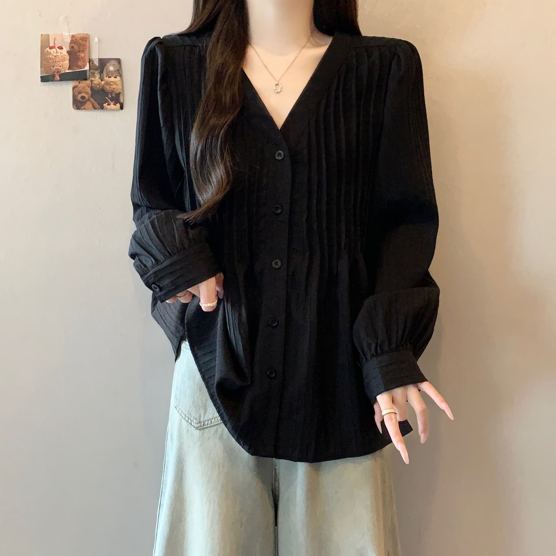 26 가을 새로운 빅 사이즈 여성 의류 한국 스타일 루즈핏 종류 주름 셔츠 지방 mm 표지 고기 슬림해 보이는 V넥 긴팔 맨위 상세 이미지 3