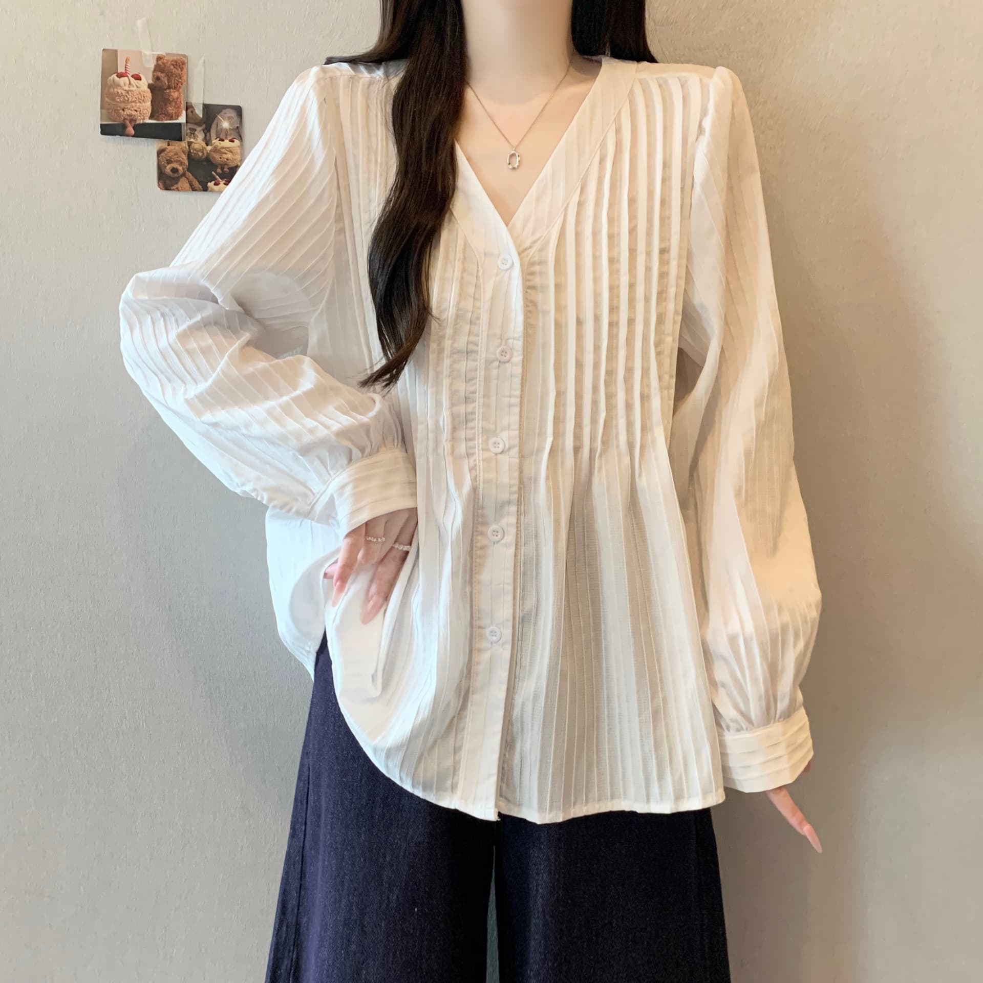 26 가을 새로운 빅 사이즈 여성 의류 한국 스타일 루즈핏 종류 주름 셔츠 지방 mm 표지 고기 슬림해 보이는 V넥 긴팔 맨위 상세 이미지 10
